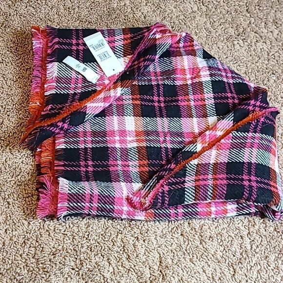 BP Pink, Red, white and black multi color triangle scarf - Picture 1 of 5